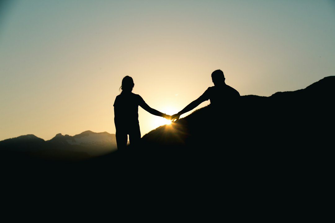 Photo cultivating patience in difficult relationships